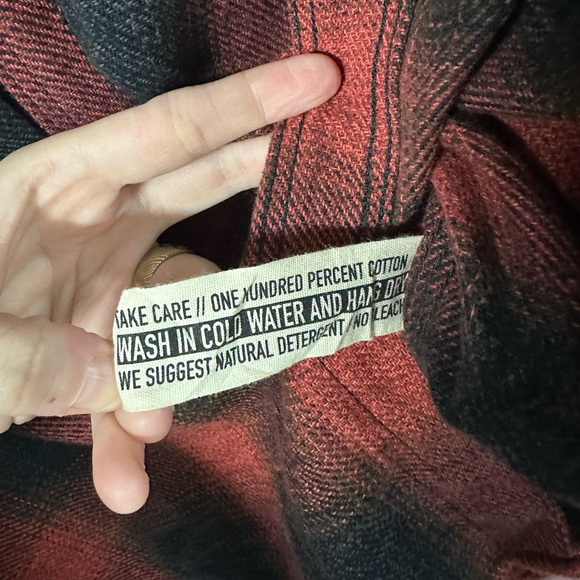 RGT Rogue Territory Shirt Mens XL Red Black Plaid Flannel Outdoors USA - Picture 8 of 8